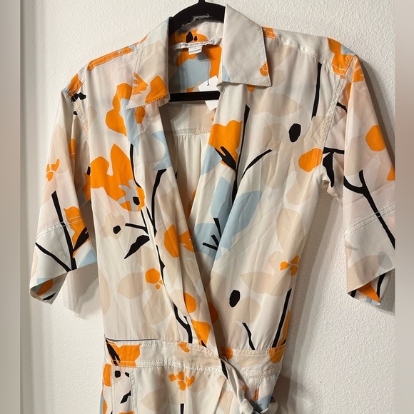 Diane von Furstenberg, Print 100% Silk Romper Shorts - Picture 11 of 11